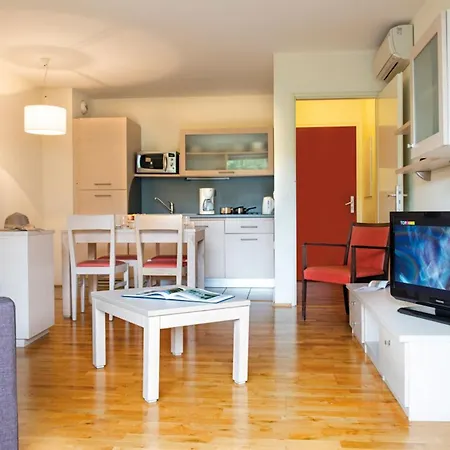 La Du Lac- Studio For 2 People 1